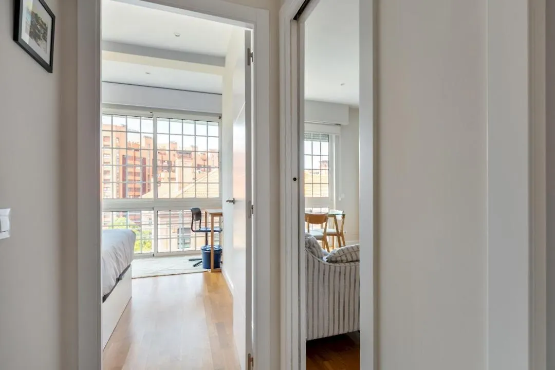Bright With Views - 2Bd 1Bth- Av America Madrid Apartment